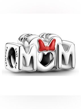 Disney 'MOM' Charm